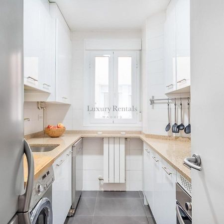 Charming 2-Bedroom Apartment In Retiro Perfect Madrid Location Eksteriør billede